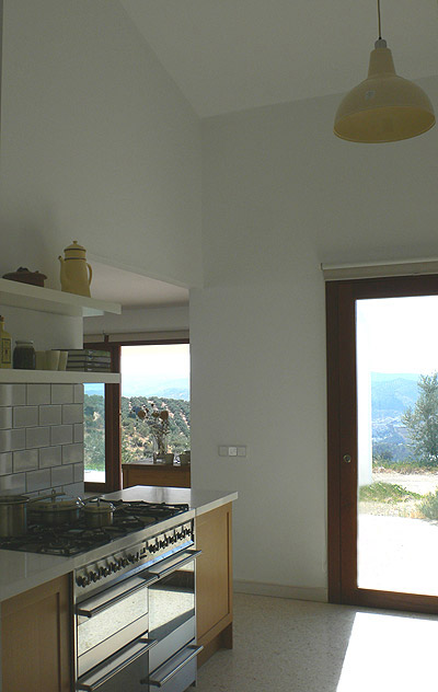 Casa Cerro - https://davidfern.lon1.cdn.digitaloceanspaces.com/media/images/From-steps-looking-out.jpg