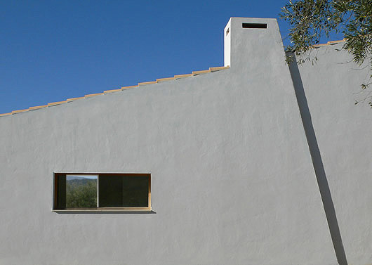 Casa Cerro - https://davidfern.lon1.cdn.digitaloceanspaces.com/media/images/Web-CC-Sideelevation-A.jpg