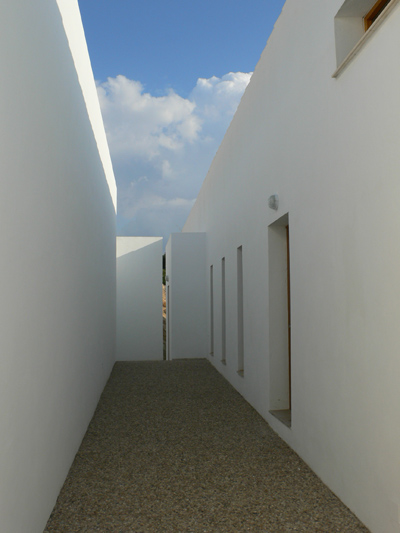 Casa Cerro - https://davidfern.lon1.cdn.digitaloceanspaces.com/media/images/Web-Casa-C-Looking-towards-.jpg