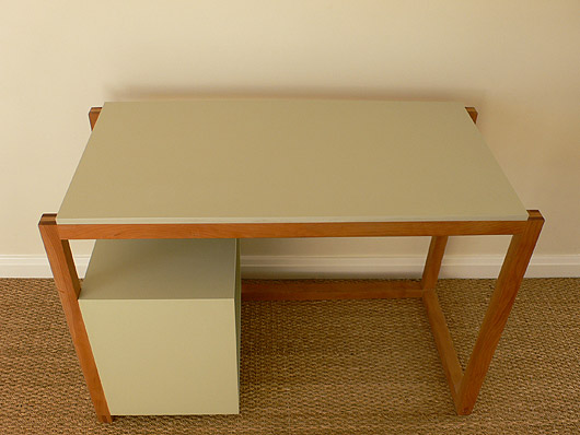 Work desk - https://davidfern.lon1.cdn.digitaloceanspaces.com/media/images/Web-Cedar-table-full-view-a_.jpg
