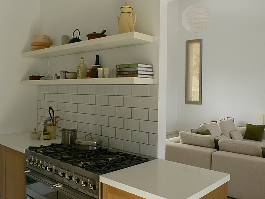 Casa Cerro - https://davidfern.lon1.cdn.digitaloceanspaces.com/media/images/With-glimpse-of-living-room.jpg